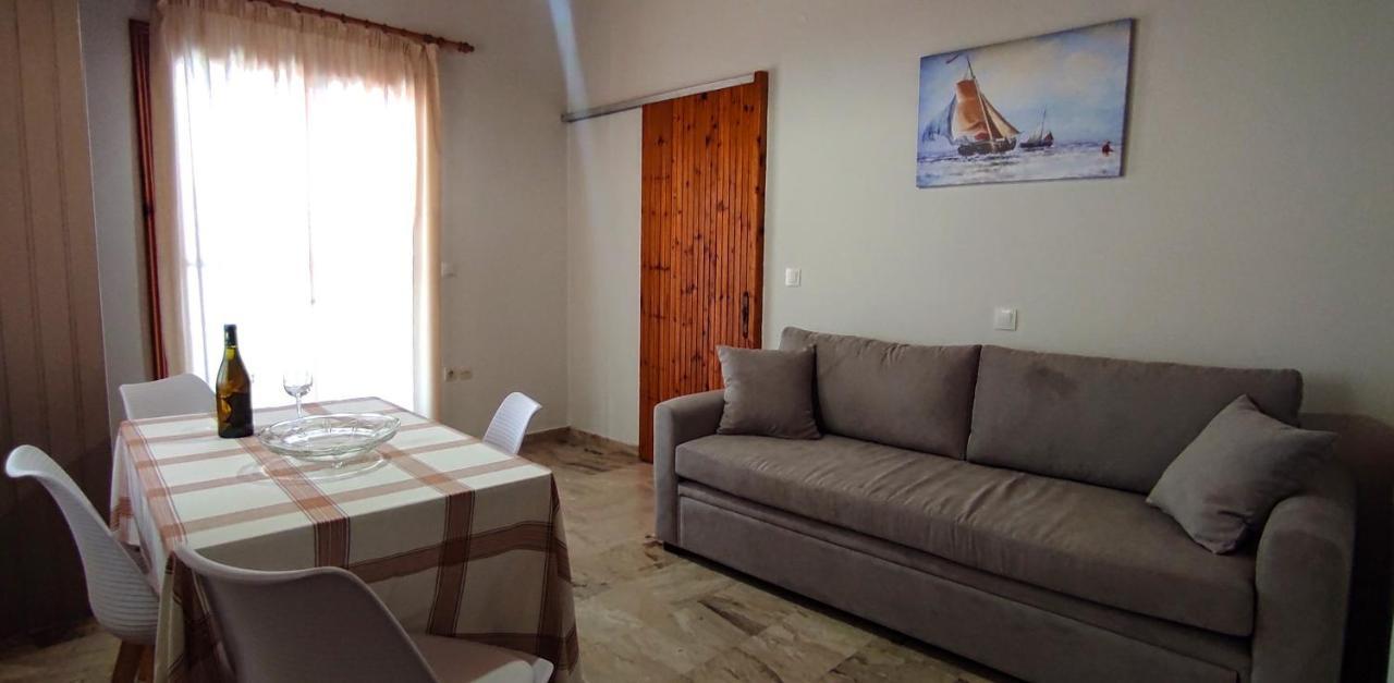 Artaki Beach Comfy Apartment Koroni  Exterior photo