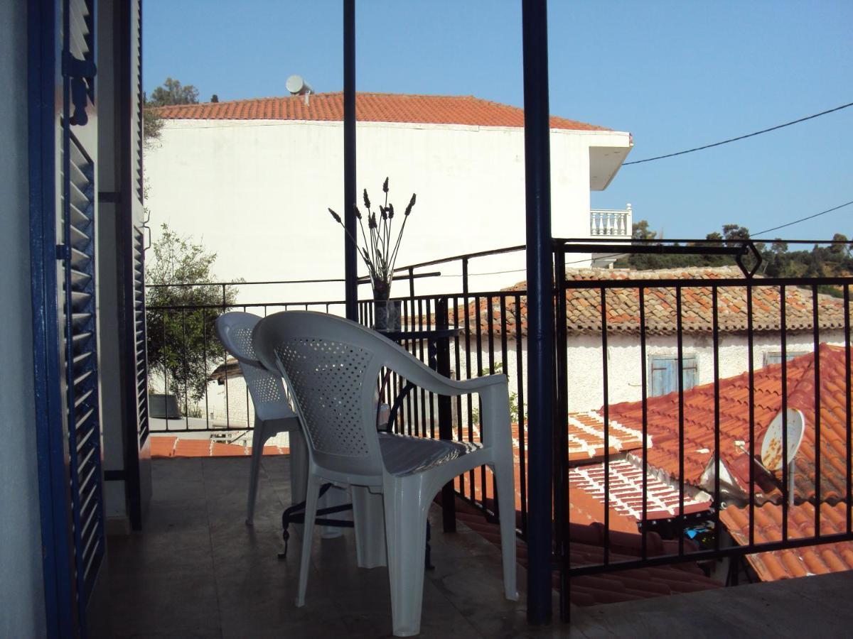 Artaki Beach Comfy Apartment Koroni  Exterior photo