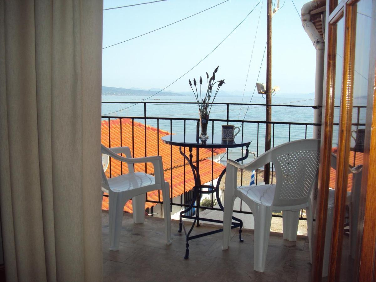 Artaki Beach Comfy Apartment Koroni  Exterior photo